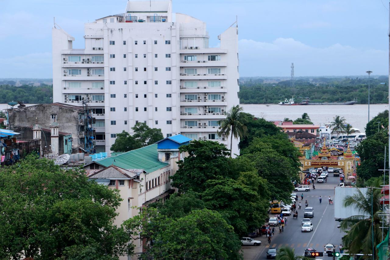 Botahtaung Hotel Yangon Luaran gambar