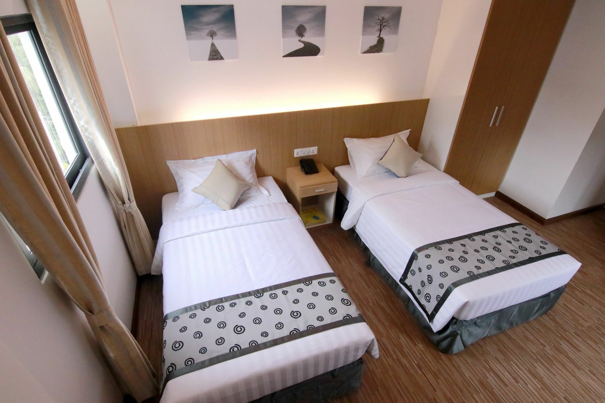 Botahtaung Hotel Yangon Luaran gambar