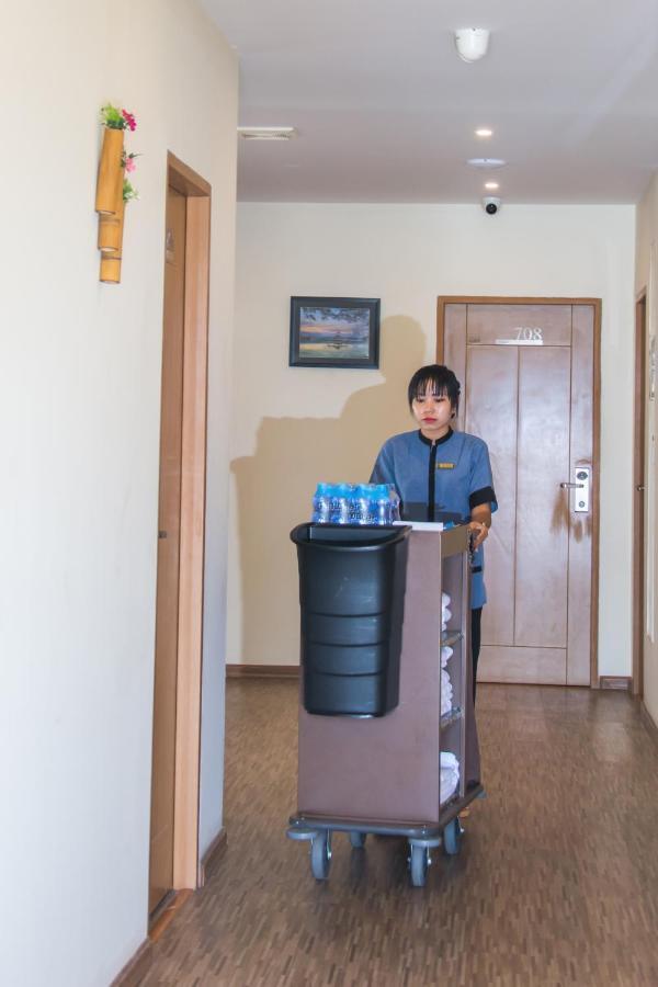 Botahtaung Hotel Yangon Luaran gambar