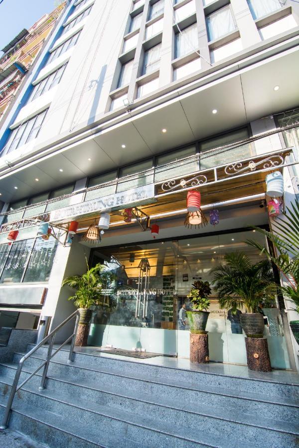 Botahtaung Hotel Yangon Luaran gambar