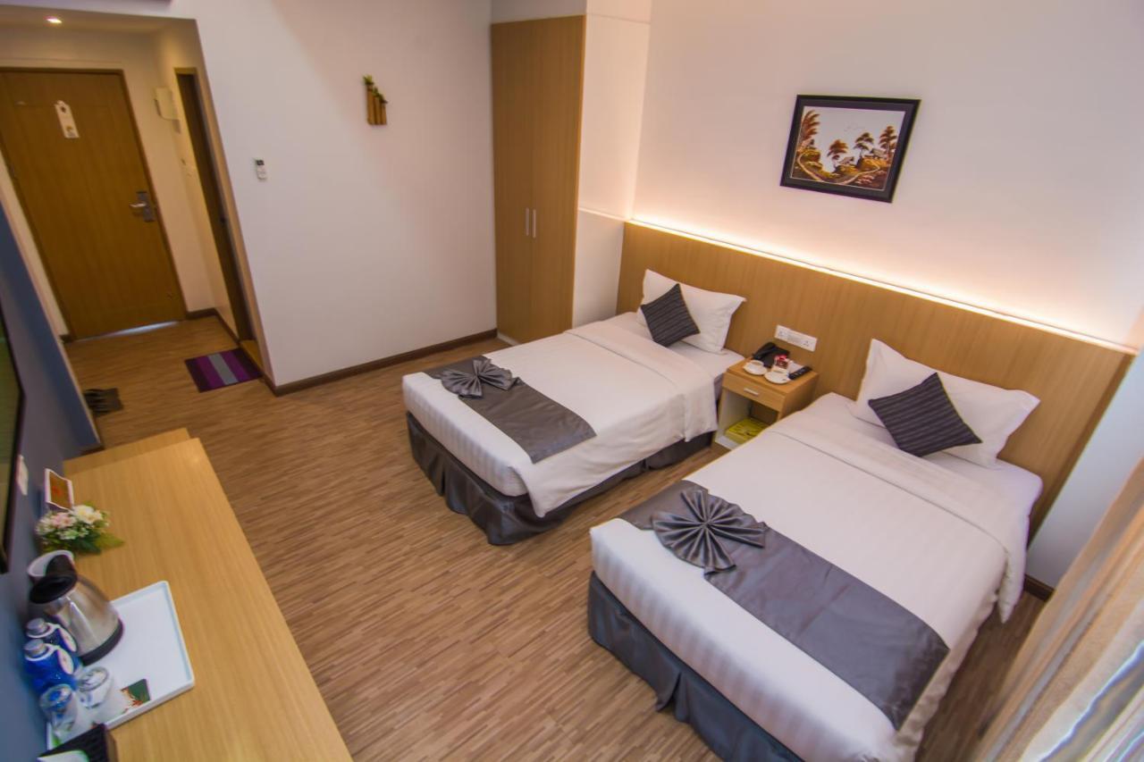 Botahtaung Hotel Yangon Luaran gambar