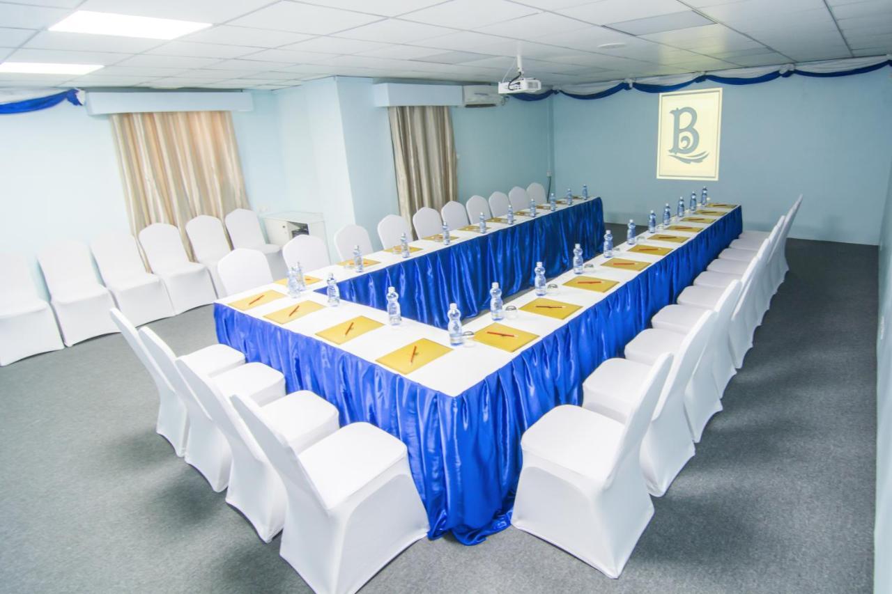 Botahtaung Hotel Yangon Luaran gambar